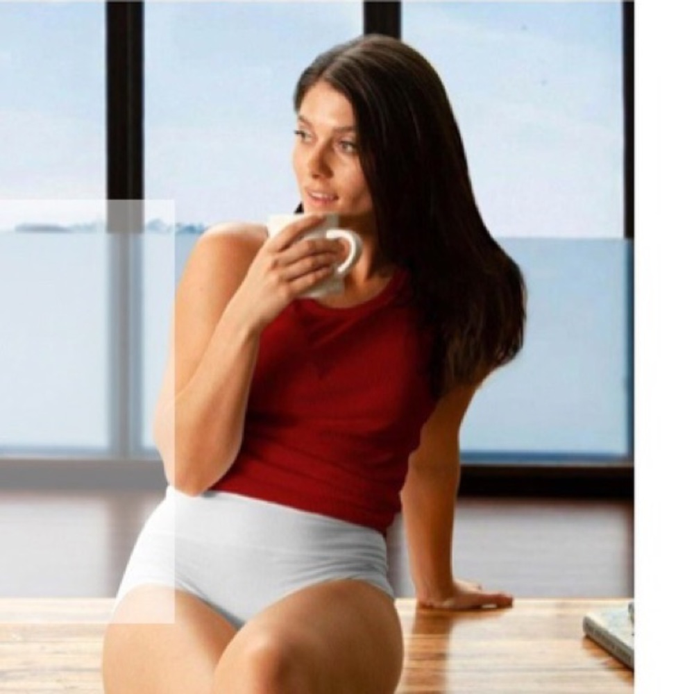 Women’s Super Soft Red Tank Top w/Ribbed Sides